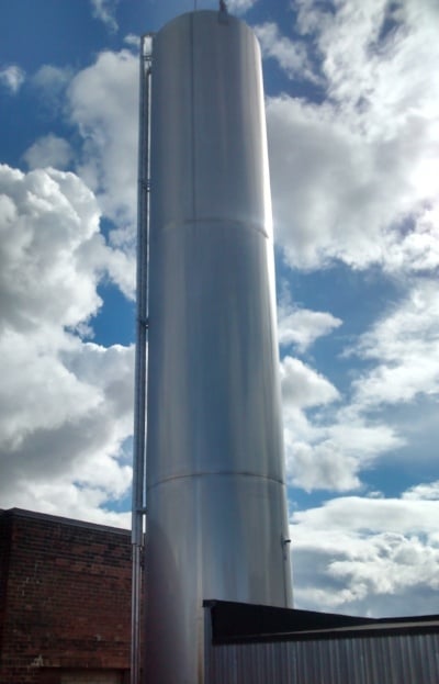Grand silo laitier extérieur